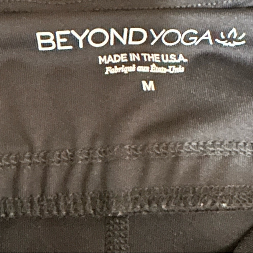 Beyond Yoga Women’s Gray/Black Spacedye Move It Dress active dress shorts size M - Picture 5 of 5